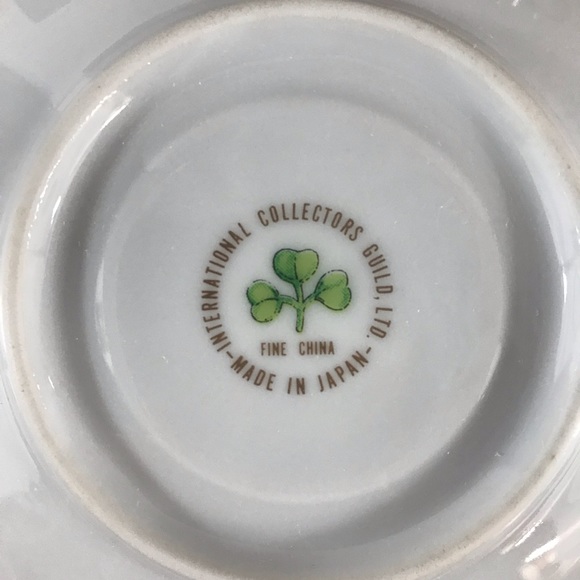 Vtg. Tea Leaf Reading Teacup and Saucer - Picture 6 of 6